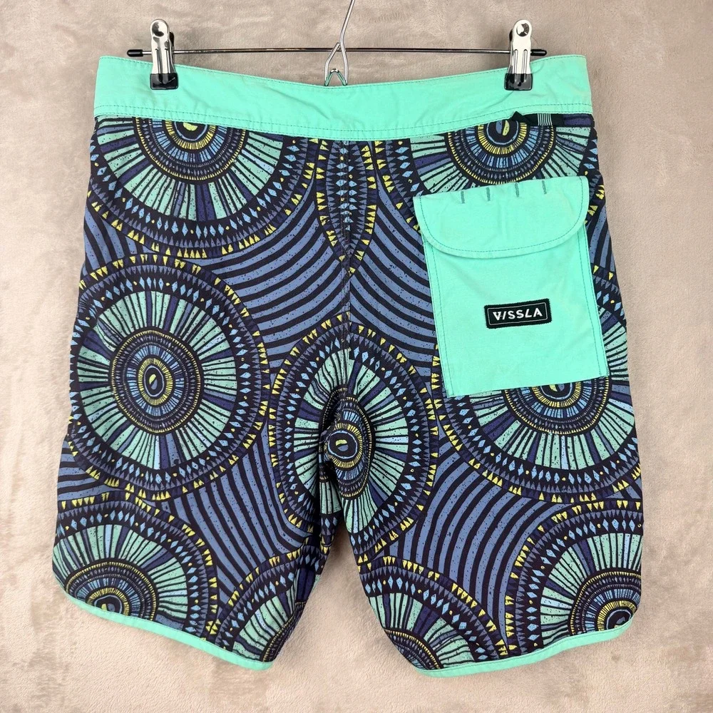 Vissla Mens Upcycled Coconut Poly Stretch Board Shorts Teal Geometric 32